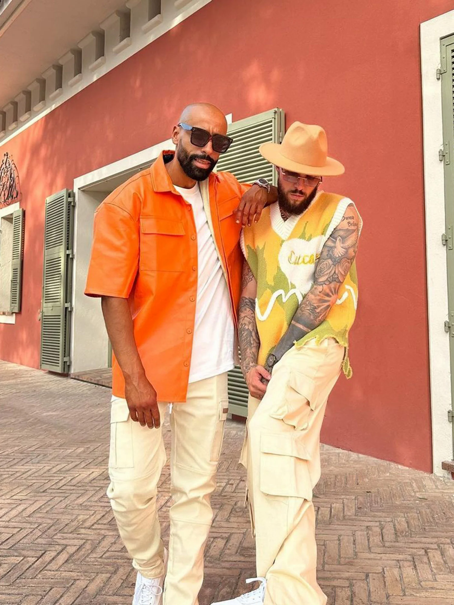 Graffiti Love V-neck Irregular Sweater - 1695